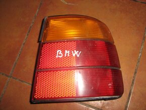 zadní lampy na BMW - 2