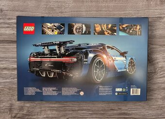 LEGO TECHNIC:  BUGATTI CHIRON (42083) - 2