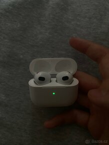 AirPods 3 - 2