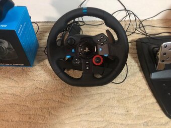 Volant Logitech G29 s Pedalama A pakou - 2