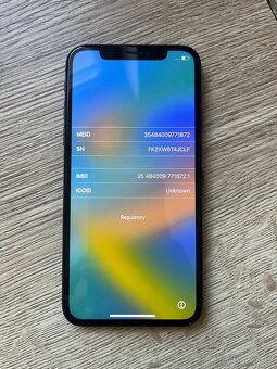 Apple iPhone X 64GB vesmírně šedá - 2