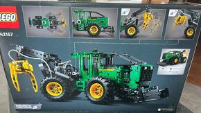 LEGO Technic 42157 Lesní traktor John Deere 948L - 2