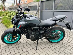 Yamaha MT 07 - 2