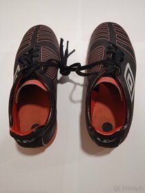 Sálové boty ( sálovky ) UMBRO - 2