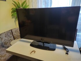 TV Sharp Aquos LC-40LE730E - 2