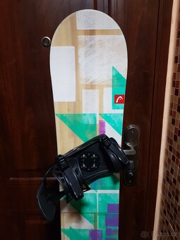 Prodám úplně nový snowboard HEAD 157cm dlouhý. - 2