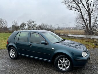 Volkswagen Golf IV 1.6 i - 2