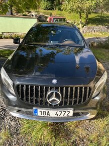 MERCEDES GLA - 2