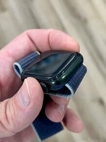 Apple Watch 7 41mm + záruka + 2 origo řemínky - 2