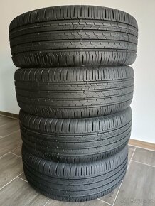 235/55 R18 Continental - 2