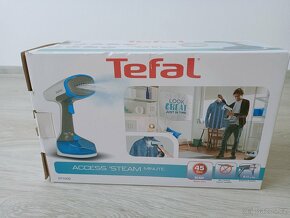 Nový ruční napařovač oděvů Tefal - 2