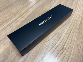 Apple Watch  Series 7 45mm Midnight Aluminum Case Nike - 2