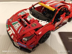 Lego Technic "nelego" Ferrari 488 GTE - 2