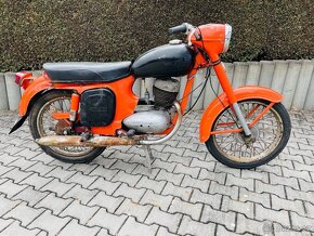 Jawa 250/590 Sport bez TP - 2