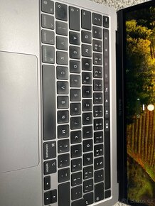 Apple MacBook Pro 13,3" - 2