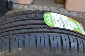 2ks NOVÉ užitkové zátěžové pneu Nokian 215/60R17 C - 2