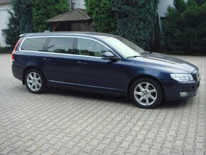 Volvo V70 D4 133kw manual nové v ČR 153tkm facelift - 2