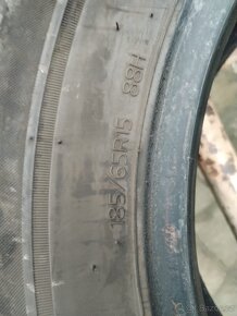 185/65/15 zimni pneu HANKOOK 185/65 R15 - 2