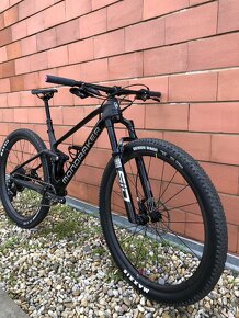 Prodám závodní kolo Mondraker F-podium carbon dc R - 2