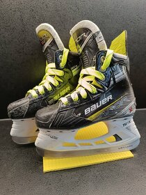 Brusle Bauer vapor x4 jr. vel. 1 - 2