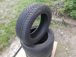 4ks. Zimni pneu 215/55/17.zn. Bridgestone. - 2