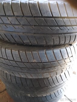 165/70 R14 - 2