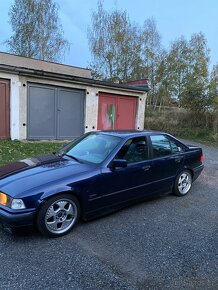 BMW E36 320i - 2