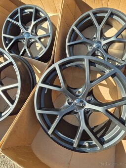 5x112 r19 Audi RS3 Black - 2