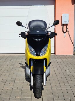 Yamaha X-max 250, původ ČR, plexi, kufr - 2