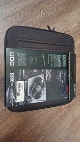 UDG GEAR Serato record sleeve black (U8075BL) - 2