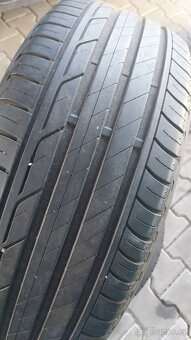 Prodám 2 x letní pneu Bridgestone 215/50/18 - 2