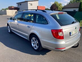 Škoda Superb 2 kombi 2,0 TDI DSG - 2