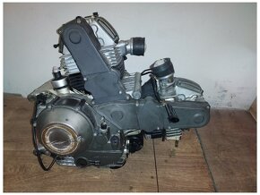 Ducati ST2. Motor. - 2