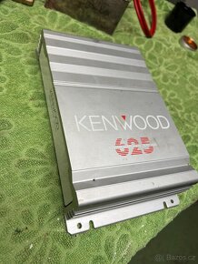 Zesilovač  KENWOOD - 2