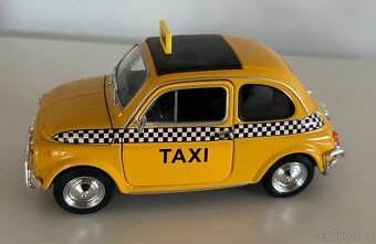 Fiat Nuova 500 Taxi 1:24 - Welly - 2