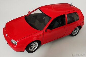 VW Golf 4 GTi 1/18 - 2