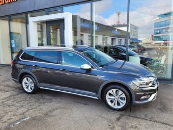 Volkswagen Passat Alltrack 2.0 TDI 140kW - 2