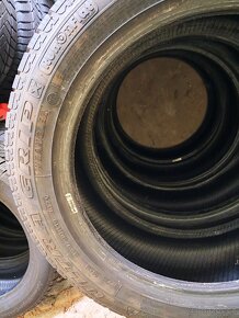 Goodyear 255/50R19 - 2