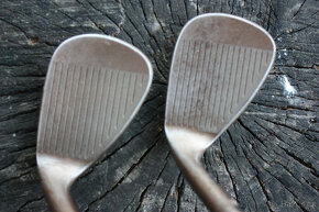 WEDGE značky TITLEIST 52° + 56° - 2