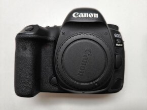 Canon EOS 5D Mark IV - 2