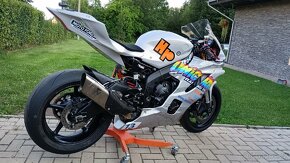 Yamaha r6 - 2