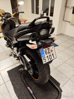 Suzuki GSR 600 ABS r.v. 4/2009 Top stav - 2