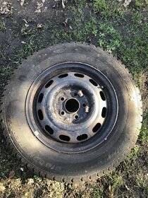 Zimní pneu Cooper discoverer 205/70 R15 (+disky) - 2