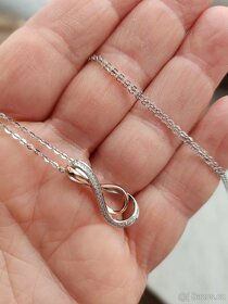 Pozlacený, stříbrný náhrdelník s přívěskem - 2