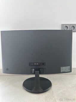 Samsung Monitor - 2