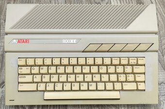 Atari 800XE funkční, hodně příslušenství a soft - 2