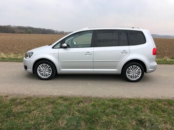 ►VW TOURAN 1.6 TDI 77KW CUP NAVI-KAMERA-TAŽNÉ-ASIST - 2