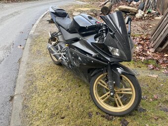 Yamaha yzf-r 125 2011 - 2