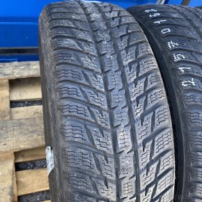 Zimní pneu 215/70 R16 100H Nokian 5-5,5mm - 2