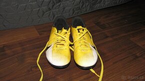 Žluté kopačky vel. 33,5 zn. Nike Mercurial - 2